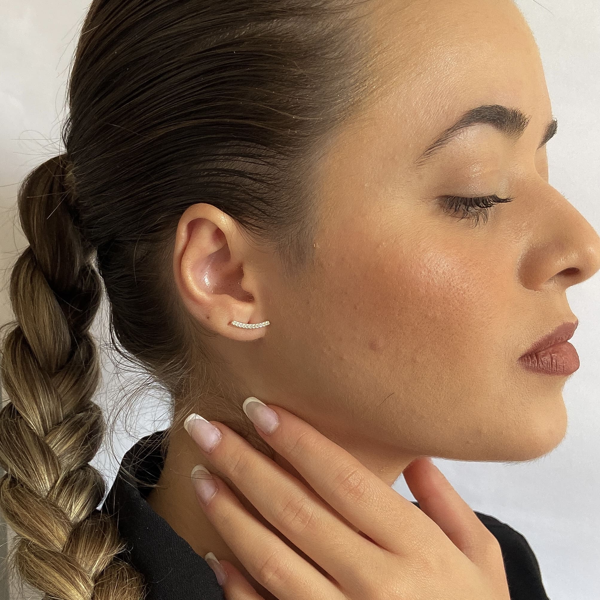 Brinco de Prata Ear Cuff Cravejado