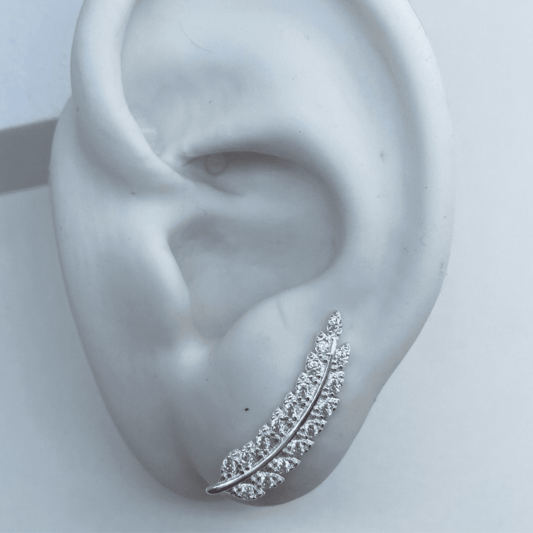 Brinco de Prata Ear Cuff Pena