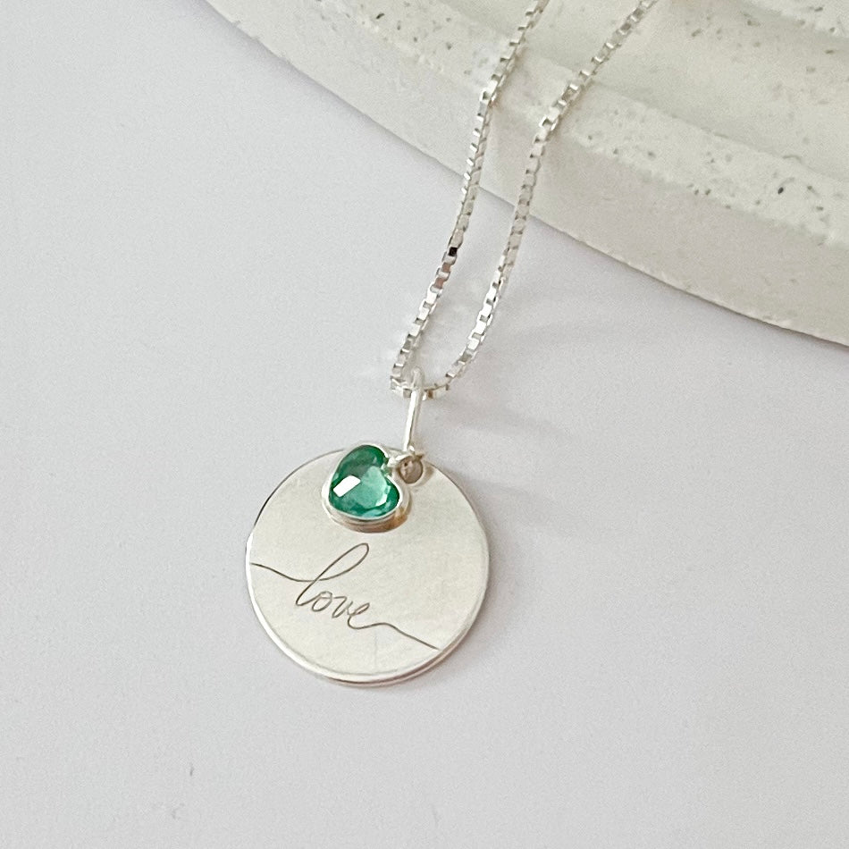 Colar Medalha de Prata Love