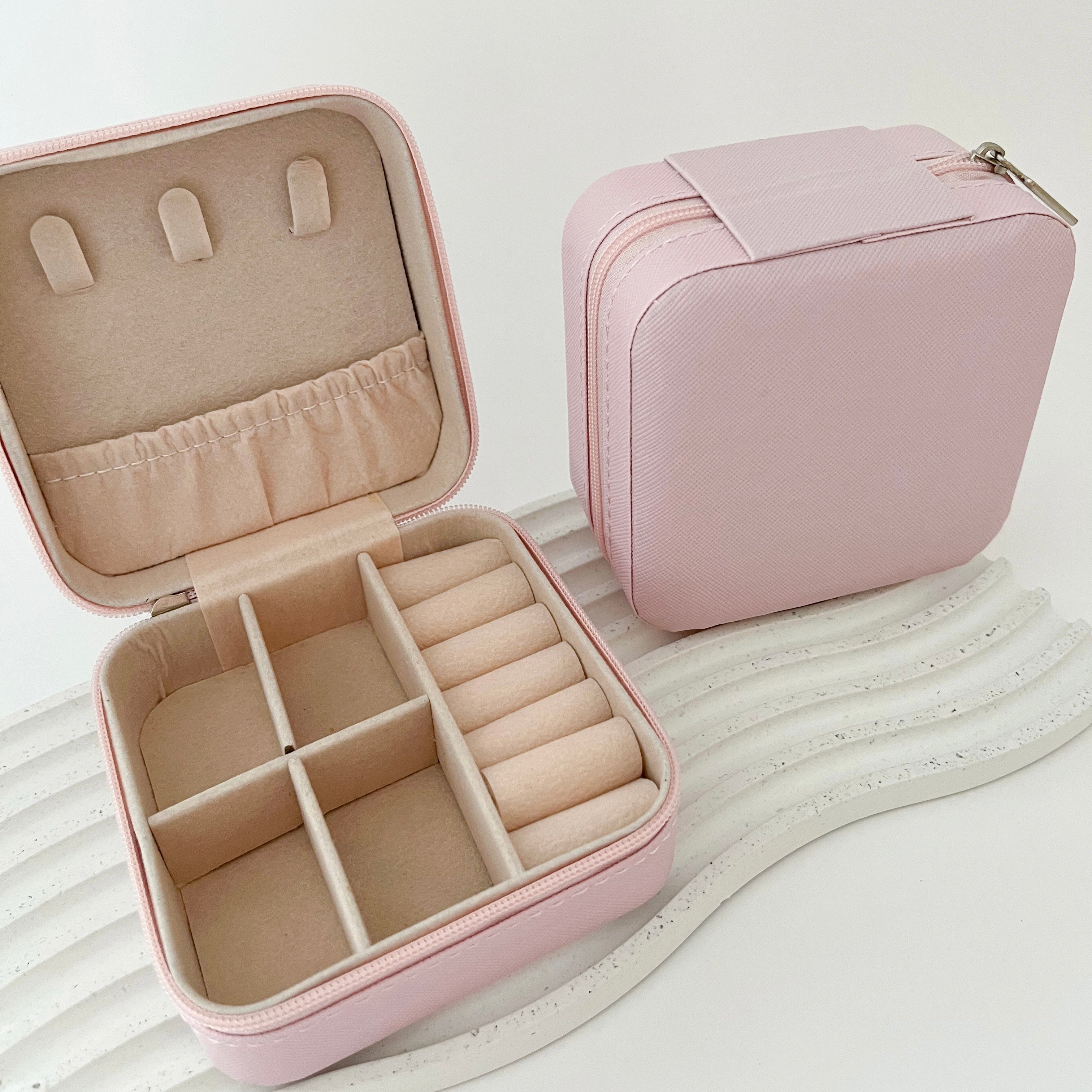 Mini porta joias portátil rosa (para guardar suas joias em prata)