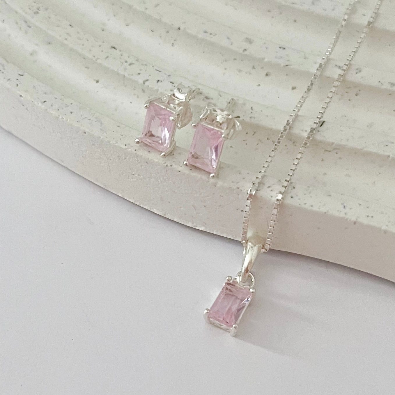 Conjunto de Prata Zircônia Retangular Rosa