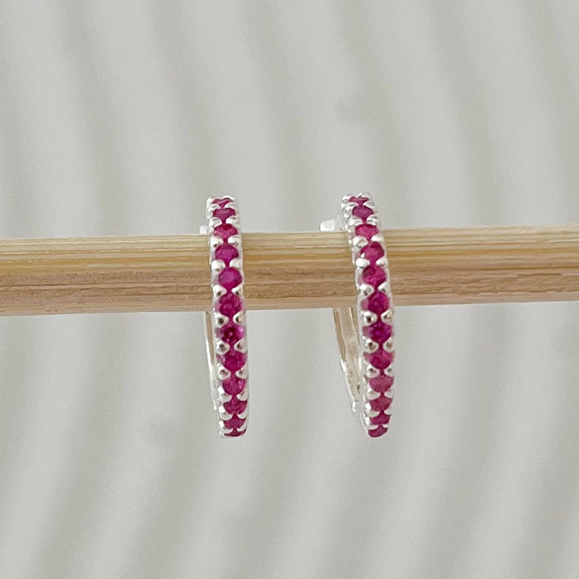 Brinco de Prata Mini Argola Cravejada Pink