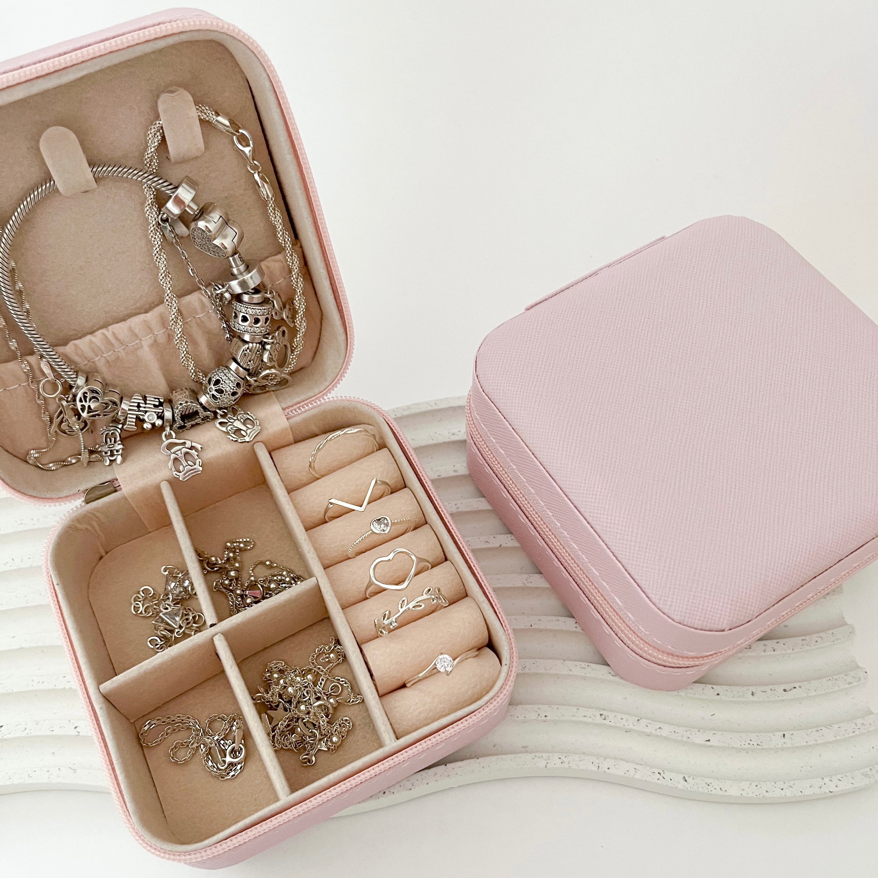 Mini porta joias portátil rosa (para guardar suas joias em prata)